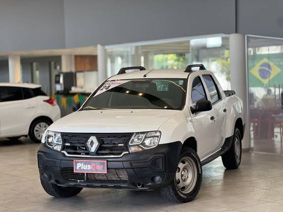 RENAULT OROCH 1.6 16V SCE FLEX INTENSE MANUAL RENAULT OROCH 1.6 16V SCE FLEX INTENSE MANUAL